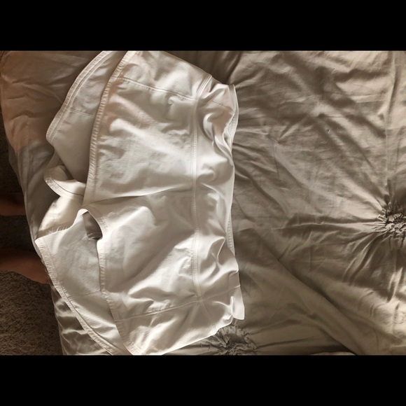 Lululemon shorts - Picture 1 of 3